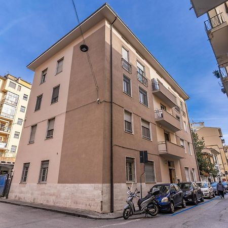 Aweshomeitaly - The Wonder Apartment Πίζα Εξωτερικό φωτογραφία